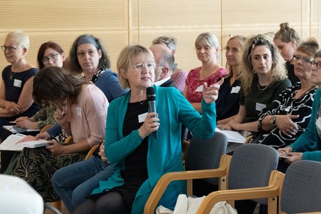 Prof. Dr. Gabriele Schlimper im Publikum