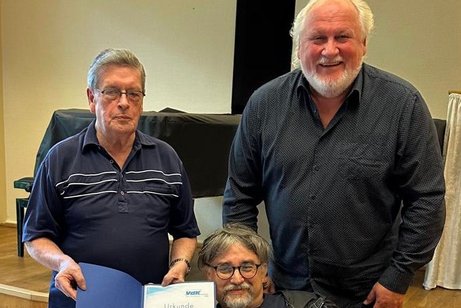 Verleihung der goldenen Ehrennadel