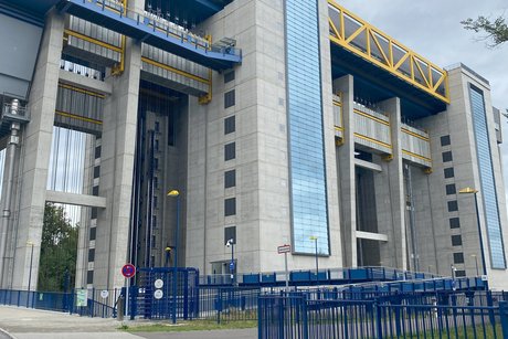 Neues Schiffshebewerk in Niederfinow .