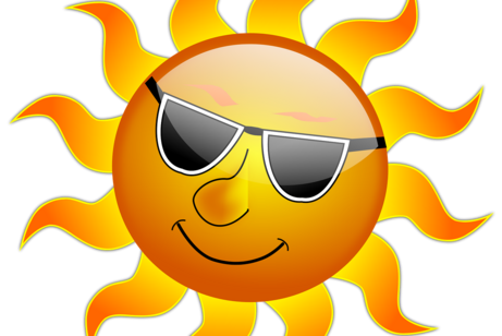 L&auml;chelnde Sonne mit welligen Strahlen und Sonnenbrille