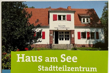 Die Hausansicht vom Familien- und Stadtteilzentrum in Reinickendorf Ost