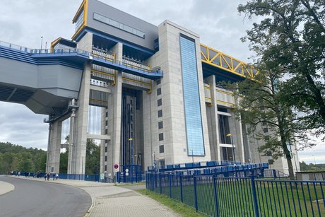 Schiffshebewerk Niederfinow .